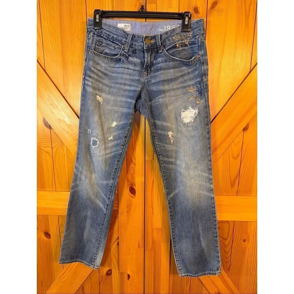 VTG GAP Real Straight Leg Jeans Medium Wash Floral Embroidered Size 26/2 (6588)